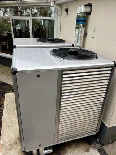 Master Therm Enhances Comfort and Sustainability at Hodson Bay Hotel with Advanced Heat Pump Installation 