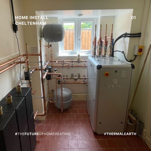 Cheltenham, UK: Eco-Friendly Heating Solution with Ground Source Master Therm AquaMaster 45 Inverter